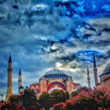 blue-mosque-in-istanbul-turkey-shot-with-my-nikon_t20_8BO9GB